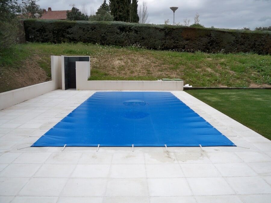 Lonas de piscinas en Madrid
